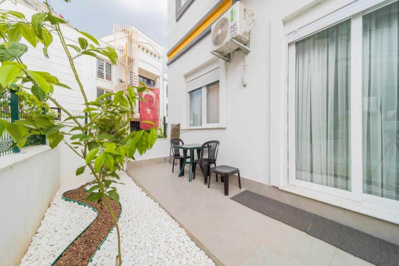 Apartamento Charming And Central Flat Near Beach In Muratpasa Antalya Exterior foto