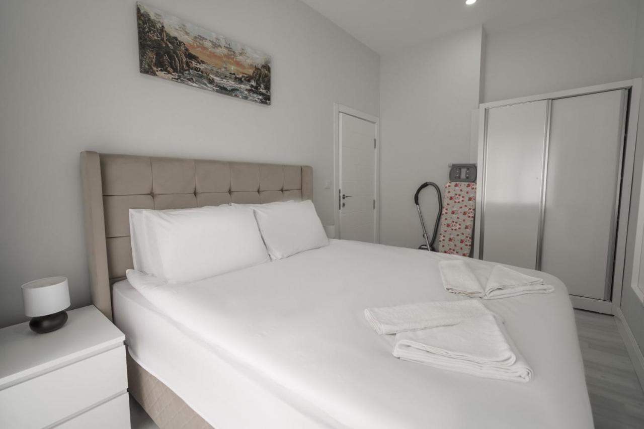 Apartamento Charming And Central Flat Near Beach In Muratpasa Antalya Exterior foto